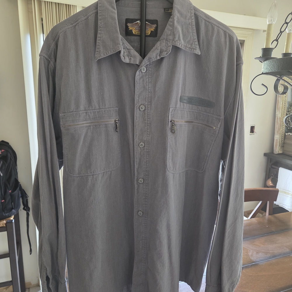 Harley Davidson Button Up Shirt With Zip Pockets (K221)